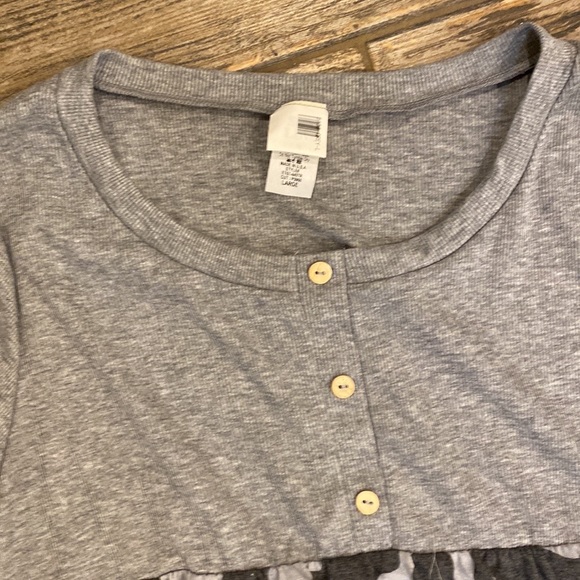 New Sew In Live Sz L Gray Animal Print Baby Doll Top With Pockets - Picture 3 of 9